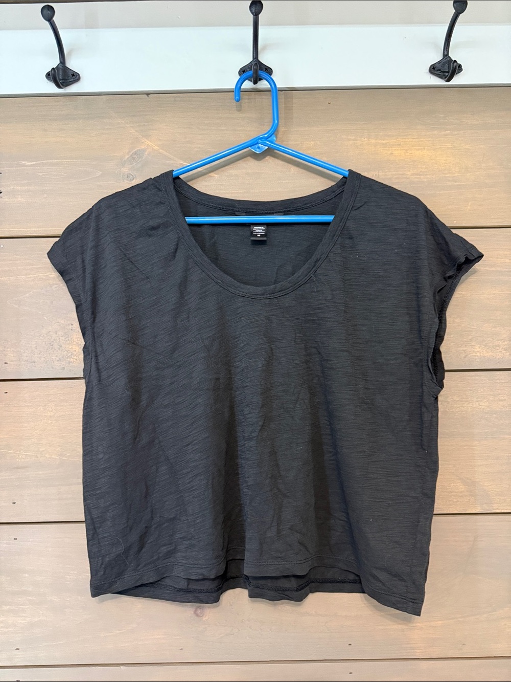 Athleta Black Short Sleeve Scoop Neck Tee